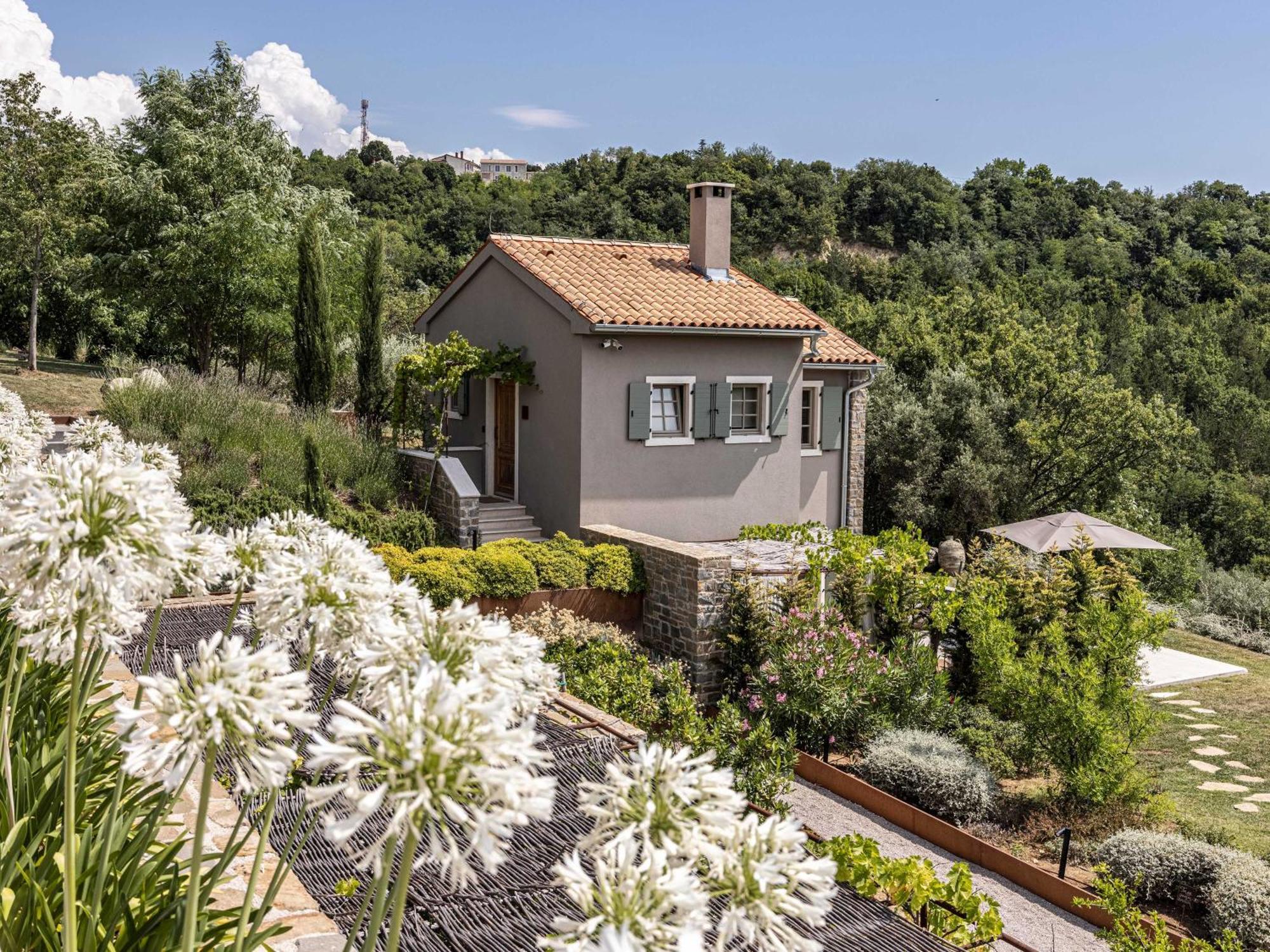 San Canzian Hotel & Residences - Small Luxury Hotels Of The World Buje Exterior photo