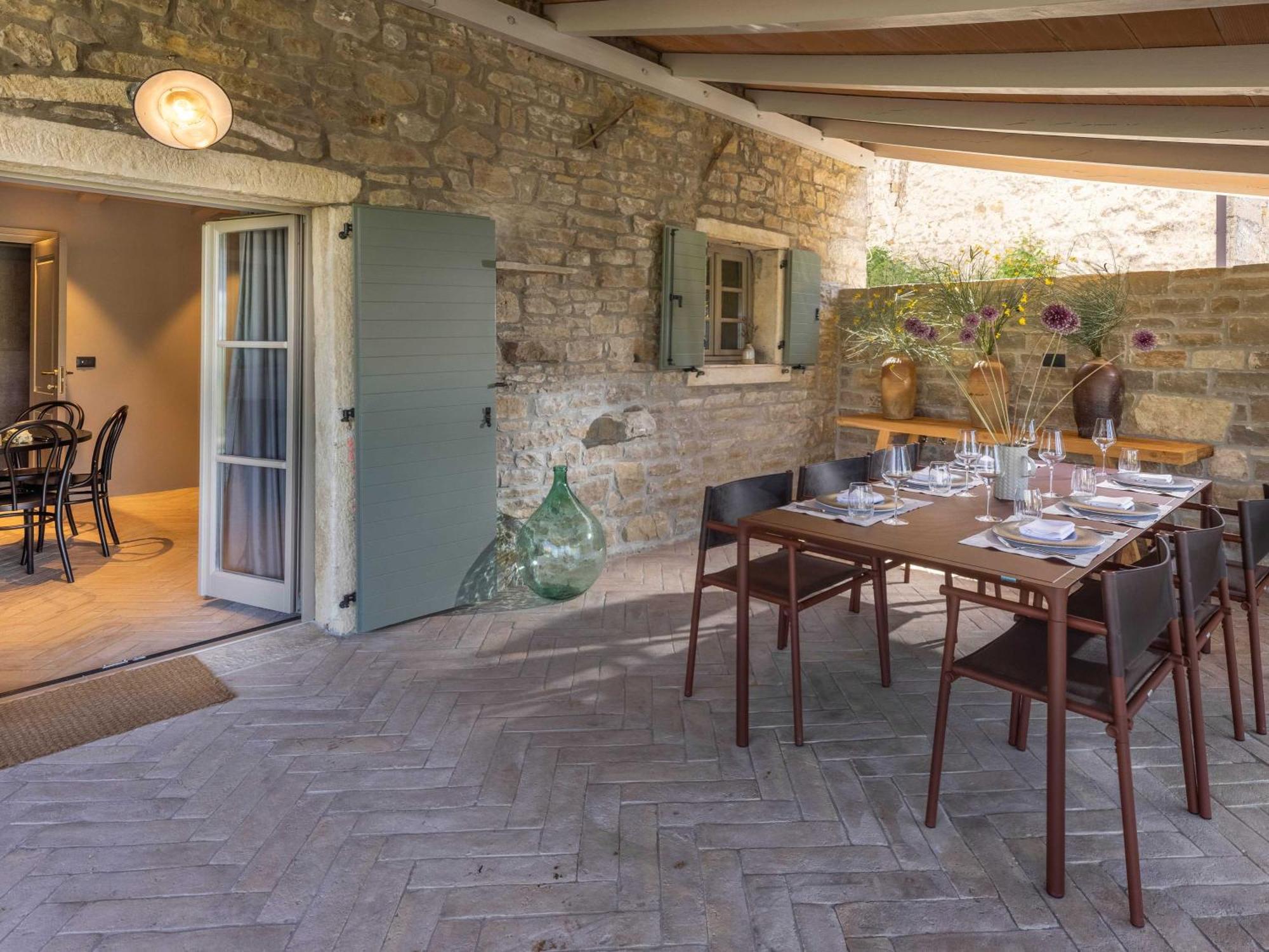 San Canzian Hotel & Residences - Small Luxury Hotels Of The World Buje Exterior photo